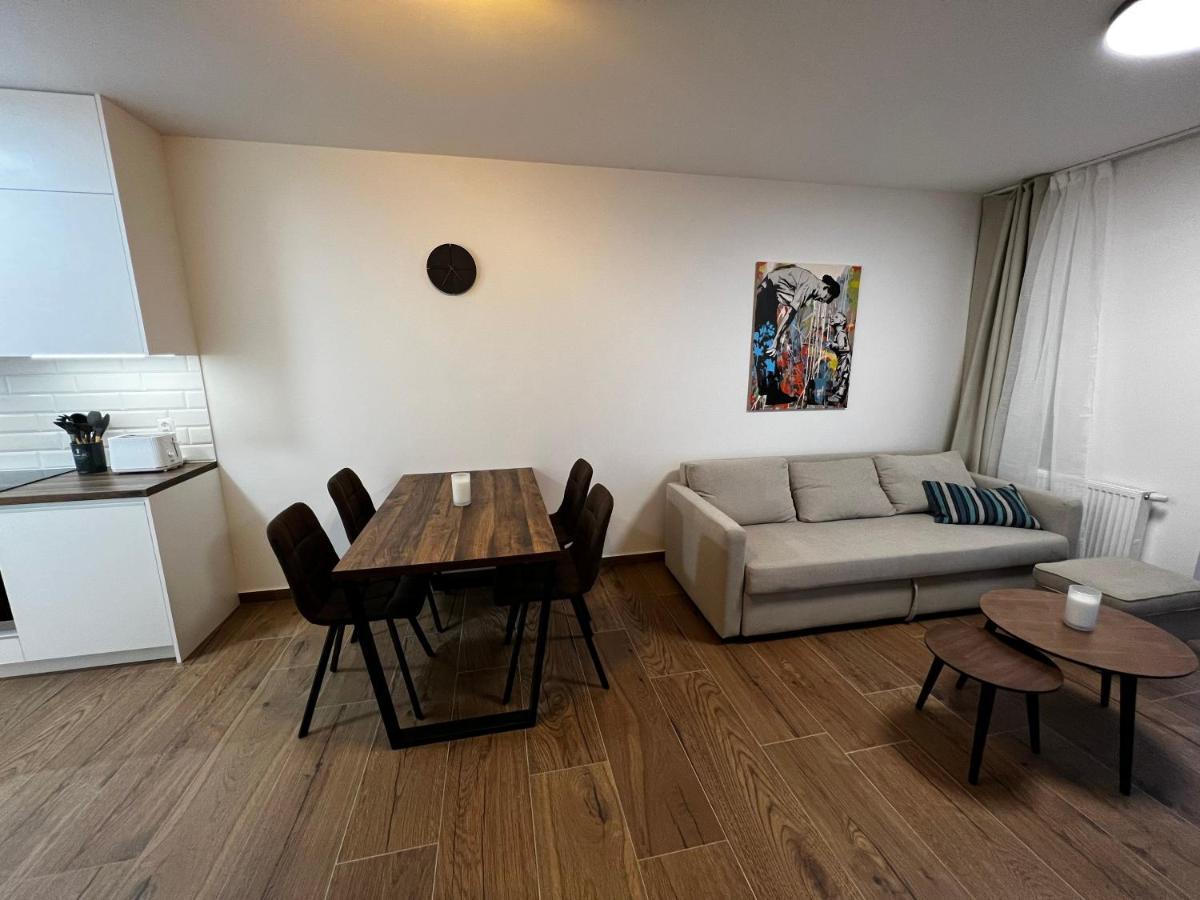 Apartman U Satoshiho 奥洛穆茨 外观 照片